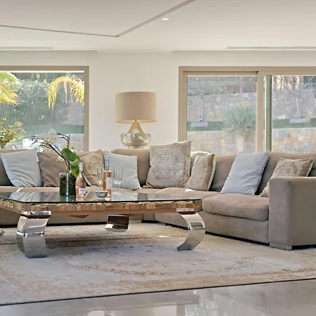 Eos By Interhome