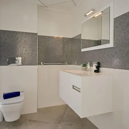 Villa Eos By Interhome *