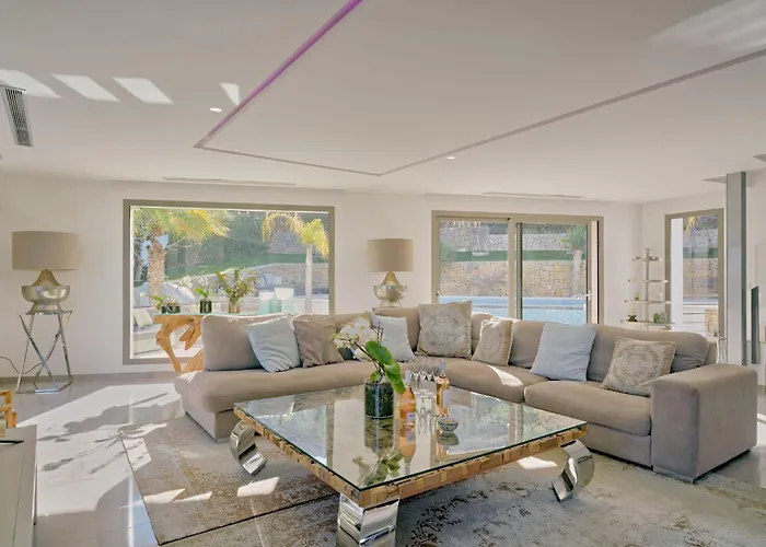 Eos By Interhome * خافييا