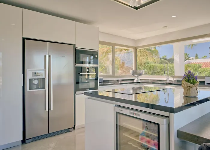 Eos By Interhome Willa