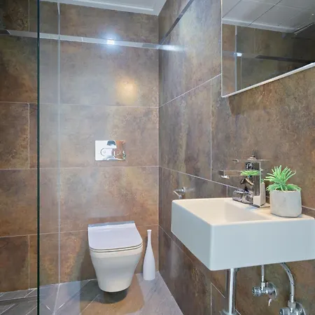 Eos By Interhome